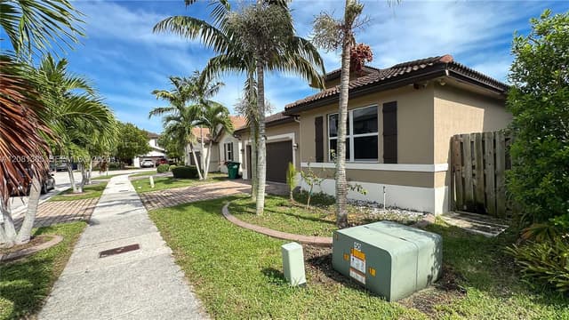 11828 SW 253rd St, Homestead FL 33032 - Homestead, FL - Photo 3