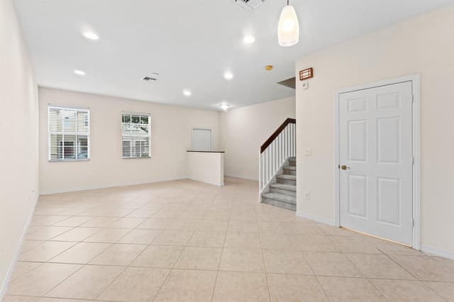 118 Seagrape Drive # 107, Jupiter FL 33458 - Jupiter, FL - Photo 4