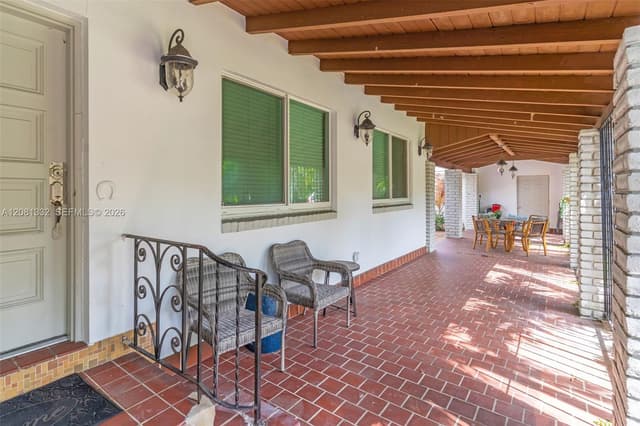 2407 Washington St, Hollywood FL 33020 - Hollywood, FL - Photo 5