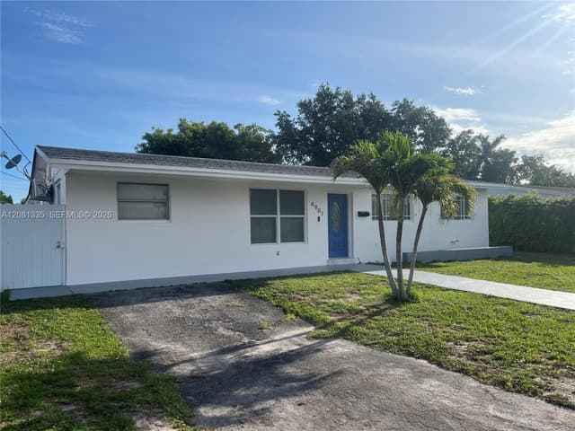 4901 NW 177th St, Miami Gardens FL 33055 - Miami Gardens, FL - Photo 2