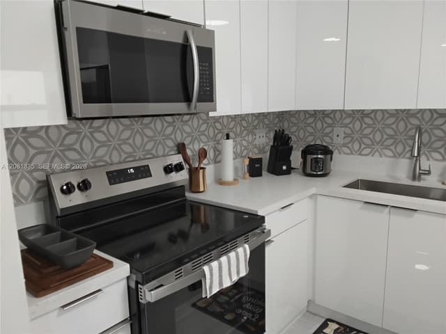 4901 NW 177th St, Miami Gardens FL 33055 - Miami Gardens, FL - Photo 4