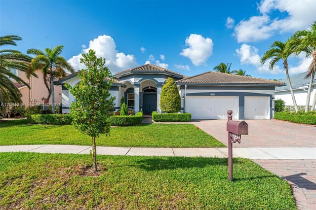 18633 SW 24th St, Miramar FL 33029 - Miramar, FL - Photo 3