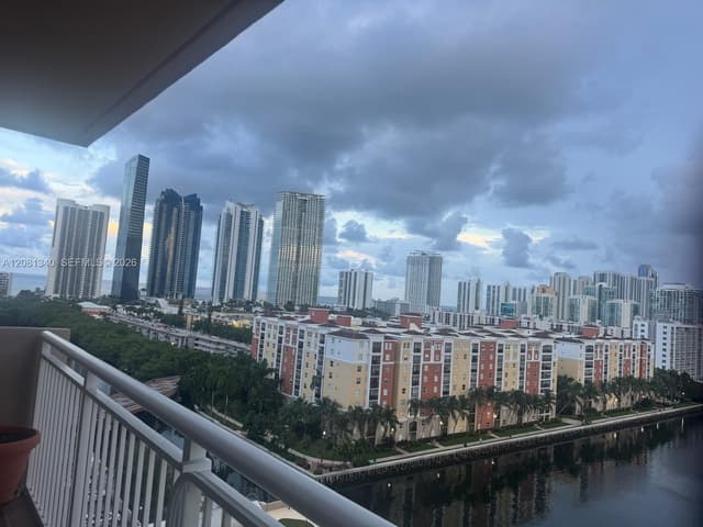 250 174th St # 1420, Sunny Isles Beach FL 33160 - Sunny Isles Beach, FL - Photo 4