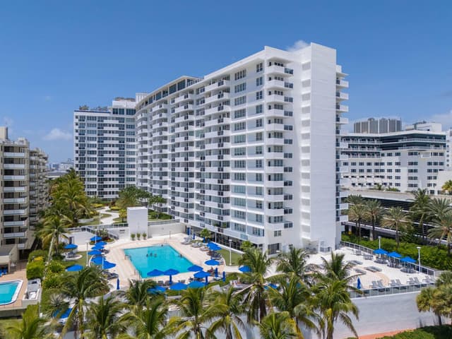 100 Lincoln Road, Miami Beach FL 33139 - Miami Beach, FL - Photo 2