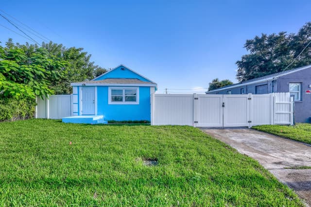 180 W 15th Street, Riviera Beach FL 33404 - Riviera Beach, FL - Photo 3