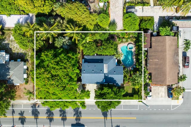 126 S A Street, FL 33460 - Photo 2