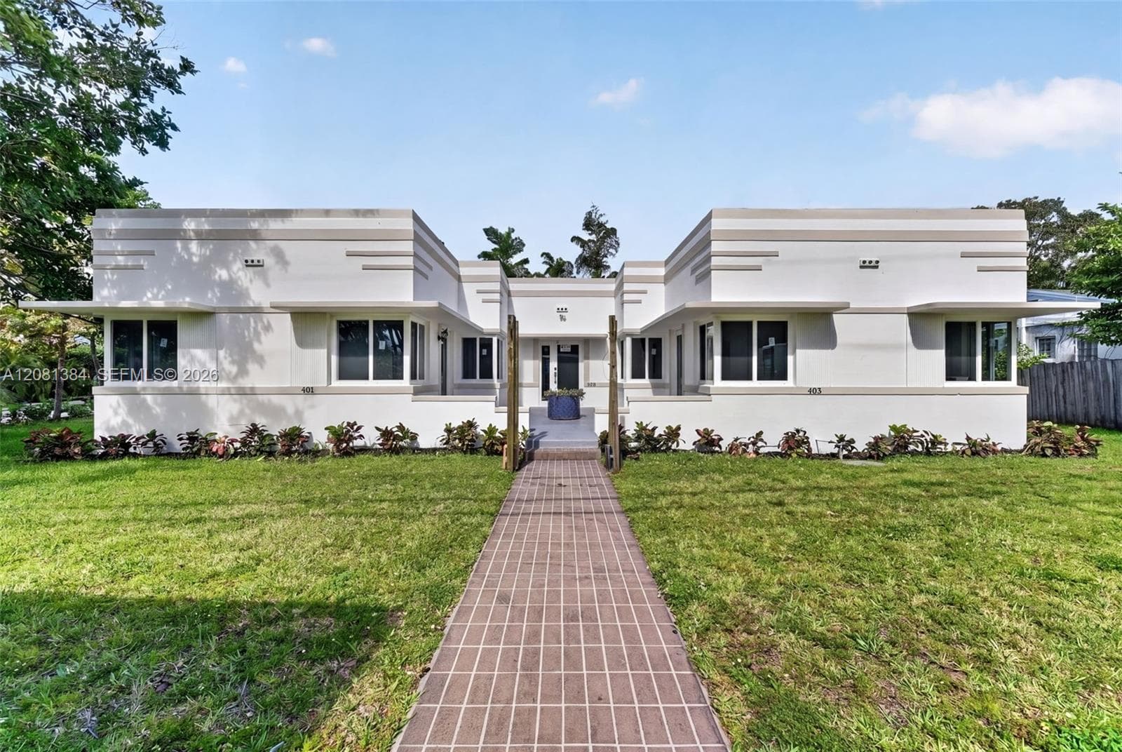 401 NE 14th Ave, Fort Lauderdale FL 33301 - Fort Lauderdale, FL - Photo 1