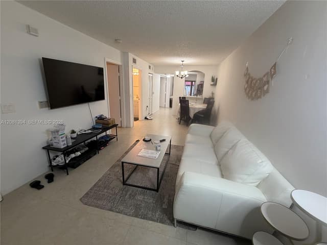 7775 NW 22nd St # 105, Pembroke Pines FL 33024 - Pembroke Pines, FL - Photo 2