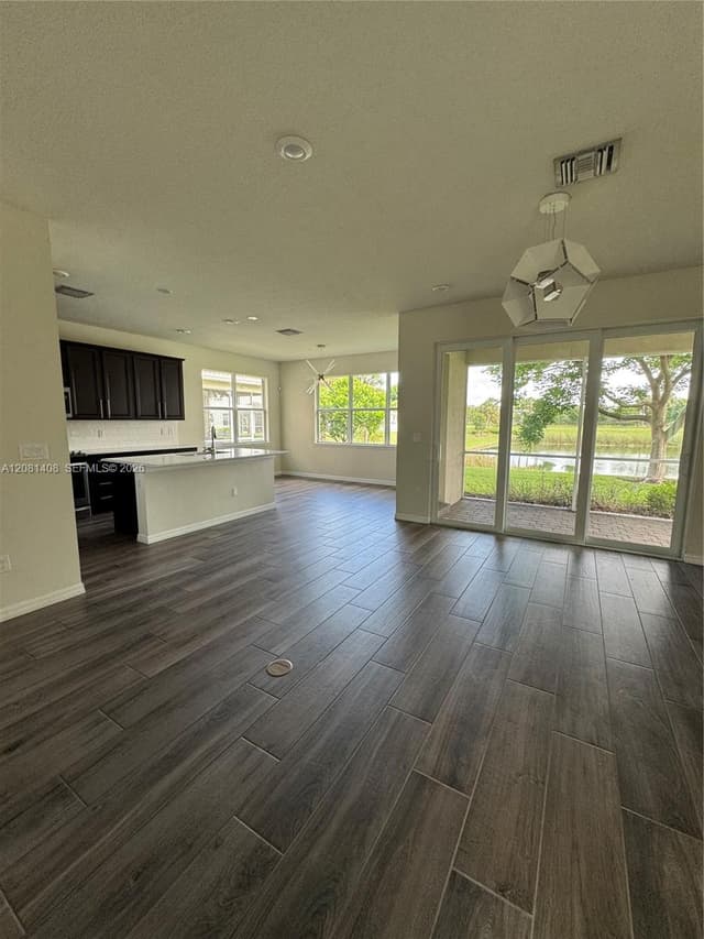 4729 Greenway Dr, Hollywood FL 33021 - Hollywood, FL - Photo 7