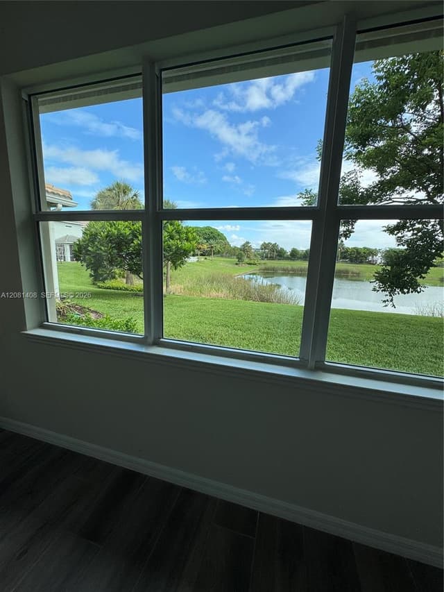 4729 Greenway Dr, Hollywood FL 33021 - Hollywood, FL - Photo 4