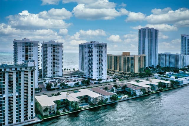 2401 S Ocean Dr # 1906, Hollywood FL 33019 - Hollywood, FL - Photo 3