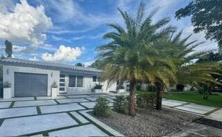 14231 LAKE CANDLEWOOD Court, Miami Lakes FL 33014 - Miami Lakes, FL - Photo 2