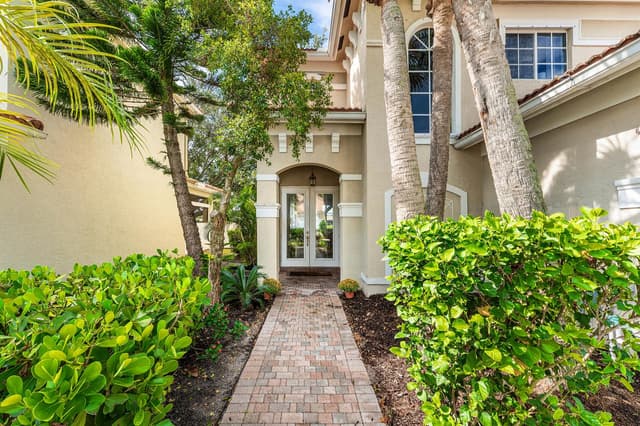 8728 S SAN ANDROS, West Palm Beach FL 33407 - West Palm Beach, FL - Photo 4