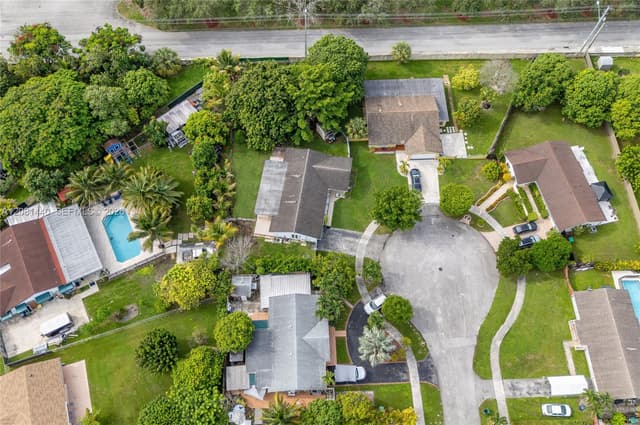 7159 SW 148th Pl, Miami FL 33193 - Miami, FL - Photo 5