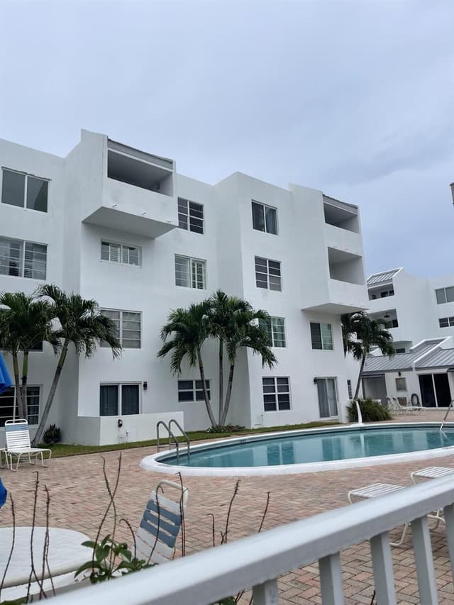 2840 NE 14TH ST Causeway # 203A, Pompano Beach FL 33062 - Pompano Beach, FL - Photo 2