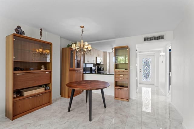 113 ROYAL PARK Drive # 4A, Oakland Park FL 33309 - Oakland Park, FL - Photo 6
