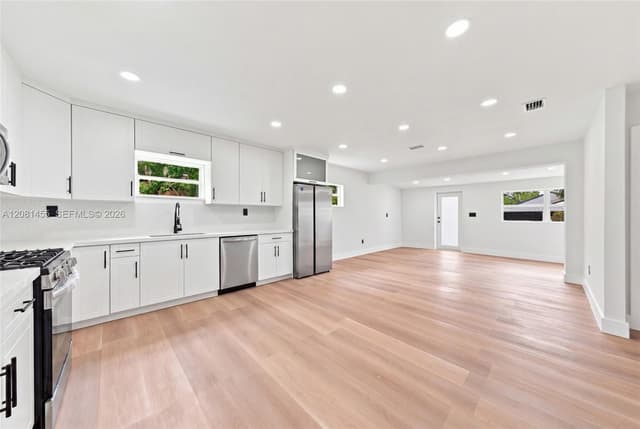 1838 NW 57th St, Miami FL 33142 - Miami, FL - Photo 7