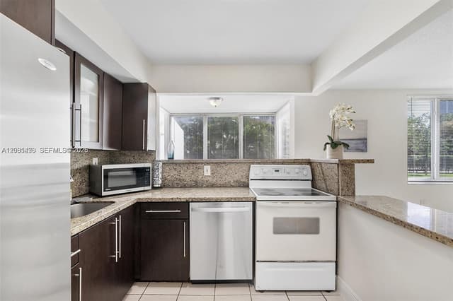 250 180th Dr # 158, Sunny Isles Beach FL 33160 - Sunny Isles Beach, FL - Photo 2