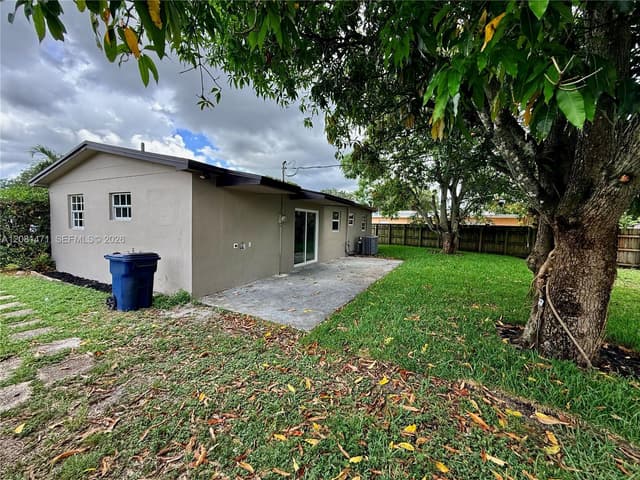 21002 NW 34th Ct, Miami Gardens FL 33056 - Miami Gardens, FL - Photo 4