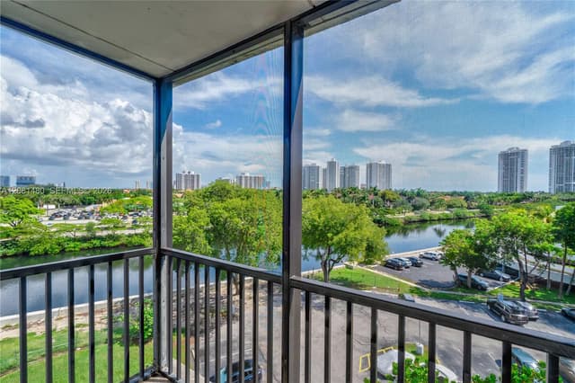 3475 N Country Club Dr # 615, Aventura FL 33180 - Aventura, FL - Photo 5