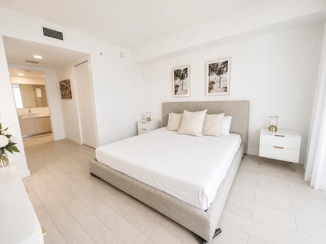 2602 E HALLANDALE BEACH Boulevard # R403, Hallandale Beach FL 33009 - Hallandale Beach, FL - Photo 3