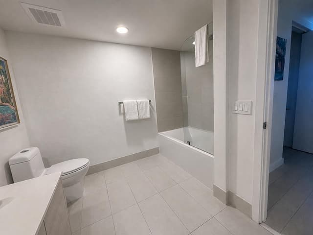 2602 E HALLANDALE BEACH Boulevard # R403, Hallandale Beach FL 33009 - Hallandale Beach, FL - Photo 5