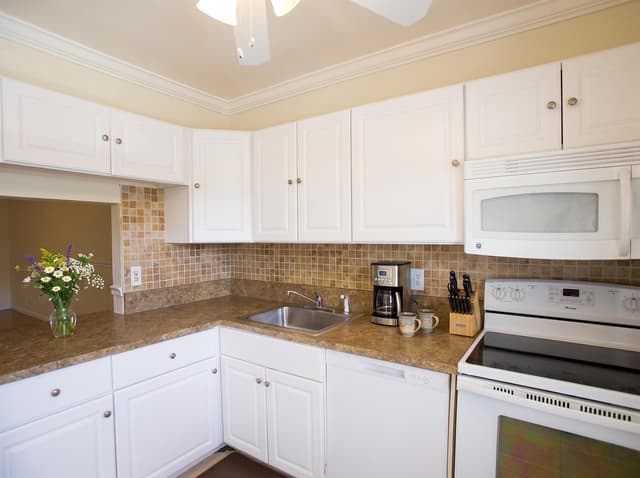 551 NW 80TH Terrace # 203, Margate FL 33063 - Margate, FL - Photo 2
