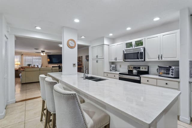 717 Ocean Dunes Circle, Jupiter FL 33477 - Jupiter, FL - Photo 6