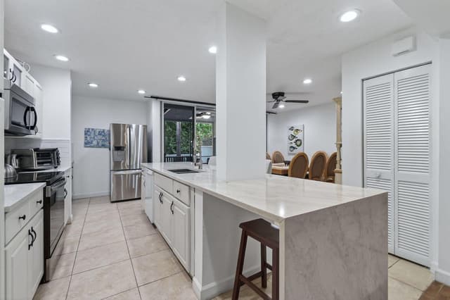 717 Ocean Dunes Circle, Jupiter FL 33477 - Jupiter, FL - Photo 5