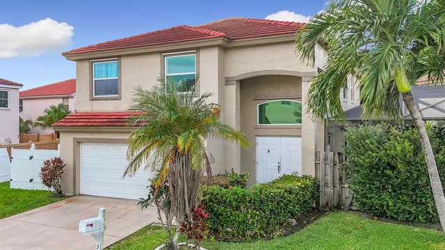 3123 Sunset Circle, Margate FL 33063 - Margate, FL - Photo 2