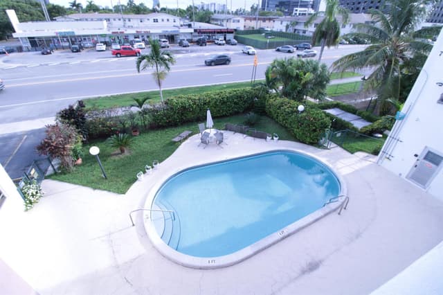 721 ATLANTIC SHORES Boulevard # 309, Hallandale Beach FL 33009 - Hallandale Beach, FL - Photo 5