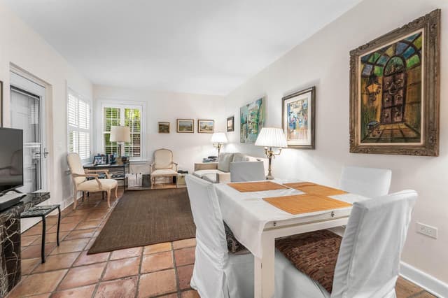 215 PHIPPS Plaza # 2, Palm Beach FL 33480 - Palm Beach, FL - Photo 6