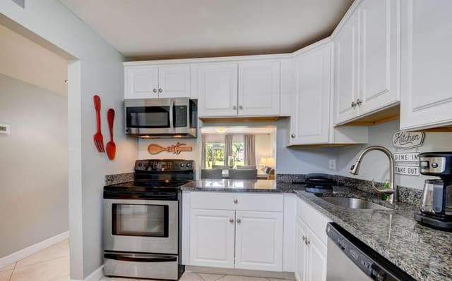 2700 Fiore Way # 106, Delray Beach FL 33445 - Delray Beach, FL - Photo 3