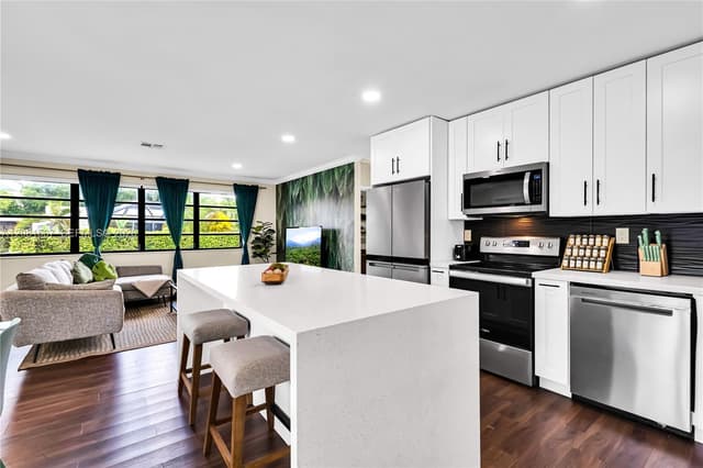 10275 SW 112th St, Miami FL 33176 - Miami, FL - Photo 5