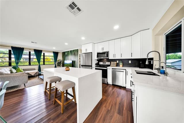 10275 SW 112th St, Miami FL 33176 - Miami, FL - Photo 4
