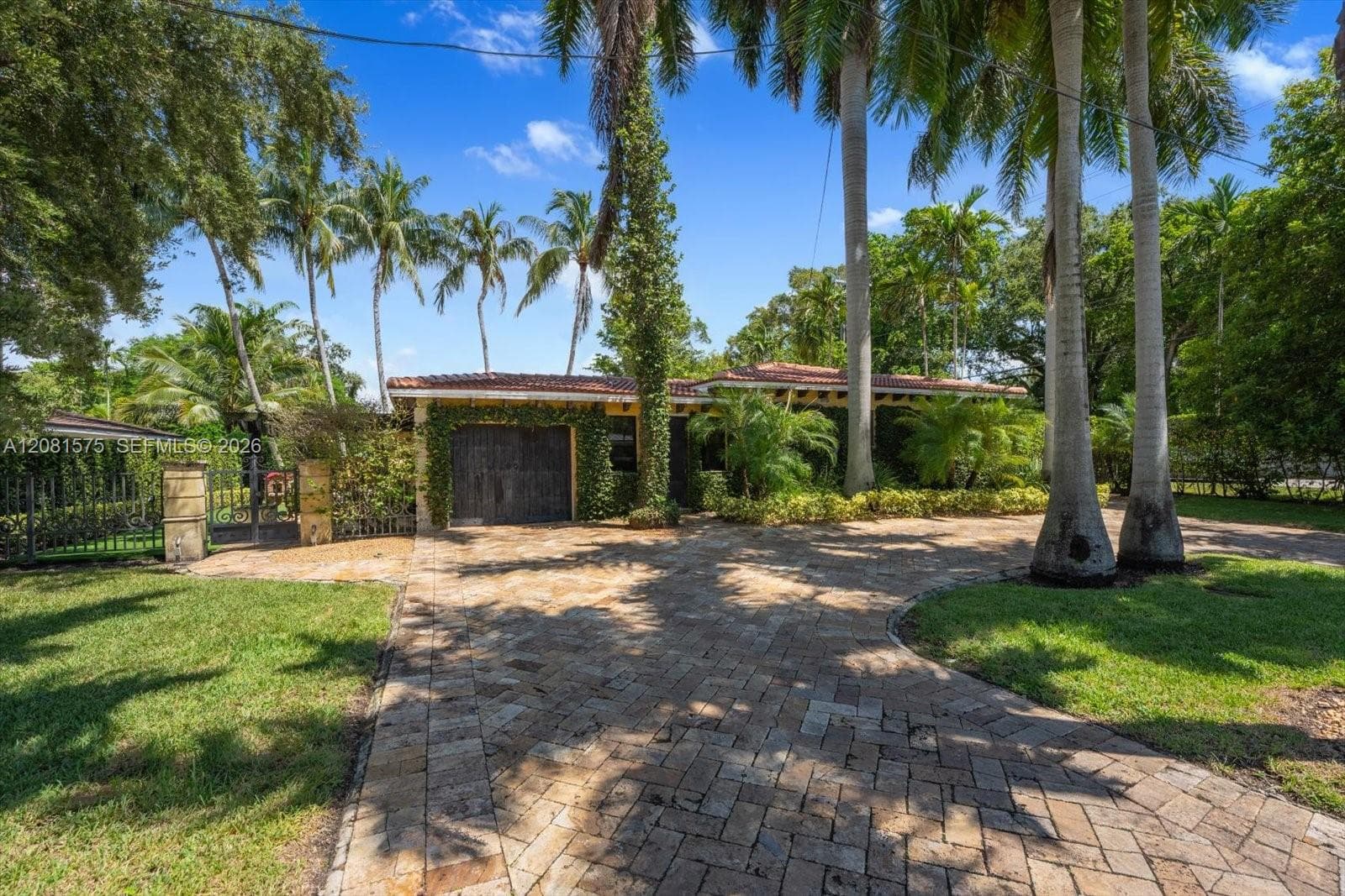 9204 NE 10th Ave, Miami Shores FL 33138 - Miami Shores, FL - Photo 1