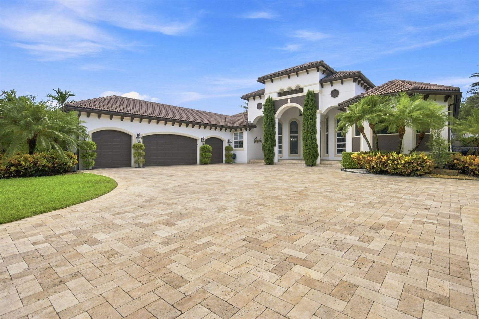 4851 SW 111TH Terrace, Davie FL 33328 - Davie, FL - Photo 1
