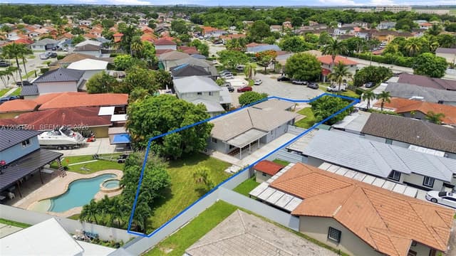 14720 SW 141st Ter, Miami FL 33196 - Miami, FL - Photo 5