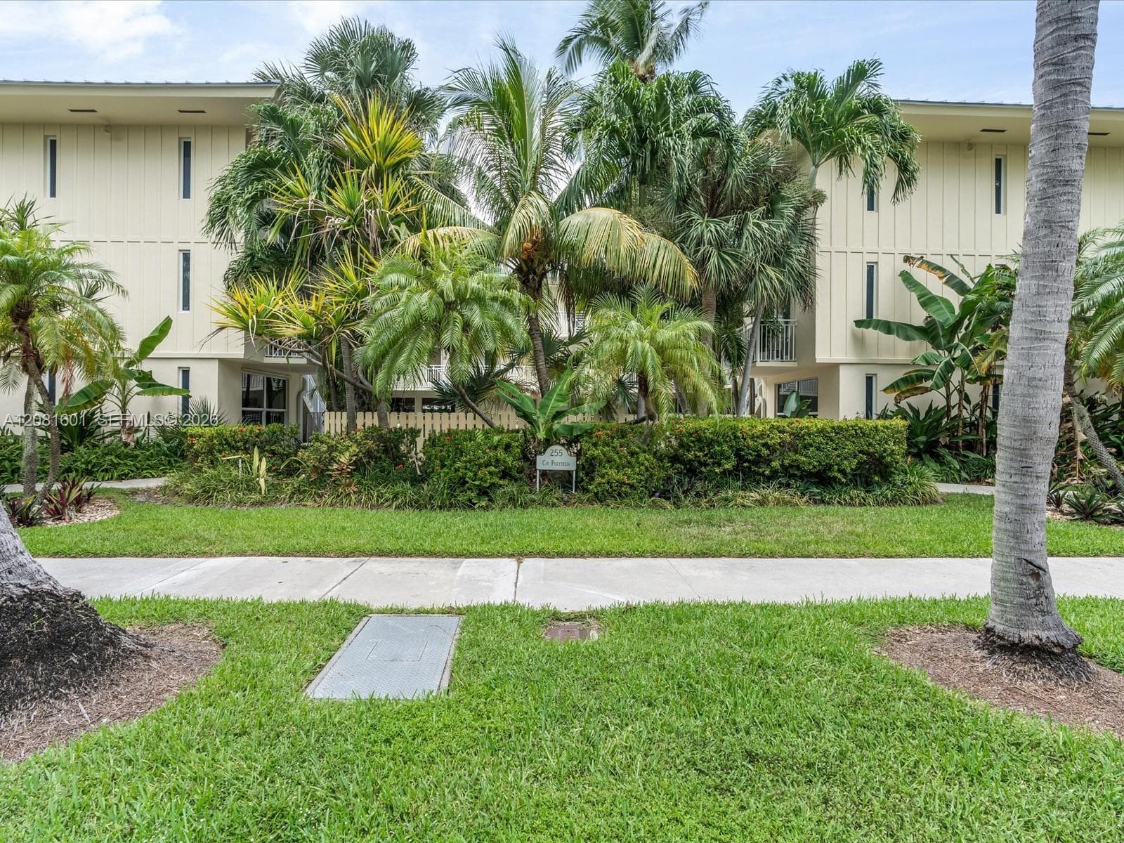 255 Sunrise Dr # 307, Key Biscayne FL 33149 - Key Biscayne, FL - Photo 1