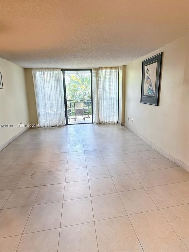 100 Ocean Lane Dr # 303, Key Biscayne FL 33149 - Key Biscayne, FL - Photo 6