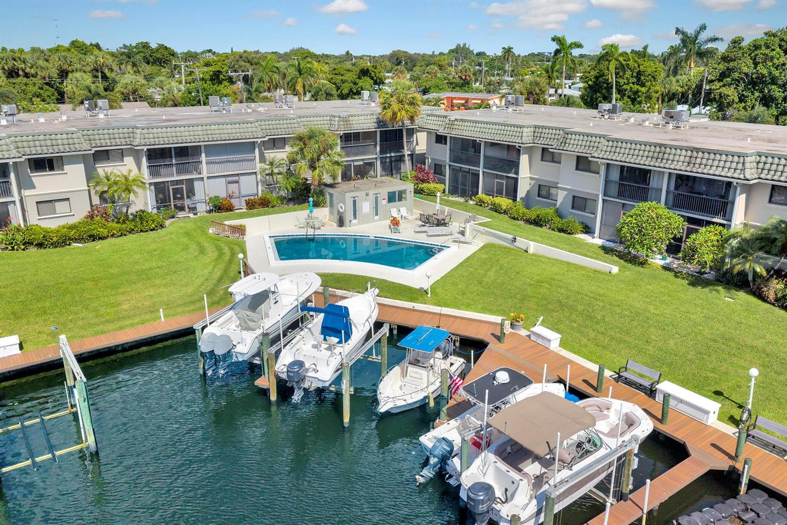 326 Northlake Drive # 201, North Palm Beach FL 33408 - North Palm Beach, FL - Photo 1