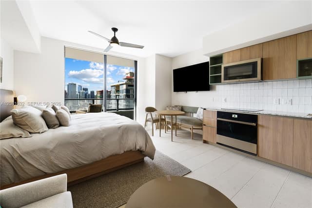 159 NE 6th St # 3210, Miami FL 33132 - Miami, FL - Photo 5