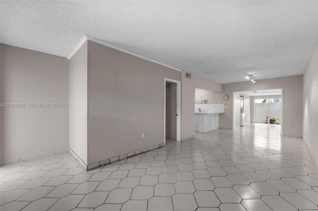 2018 SW 103rd Ct, Miami FL 33165 - Miami, FL - Photo 3