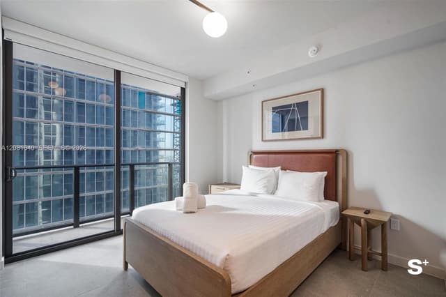 11 NE 6th St # 2206, Miami FL 33132 - Miami, FL - Photo 2