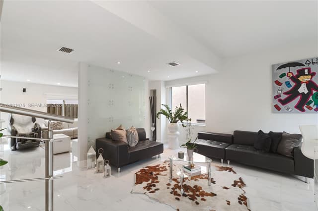 10842 NW 53rd Ln, Doral FL 33178 - Doral, FL - Photo 6