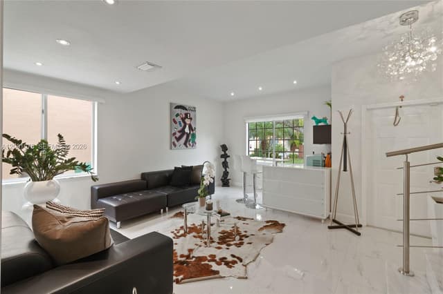 10842 NW 53rd Ln, Doral FL 33178 - Doral, FL - Photo 3