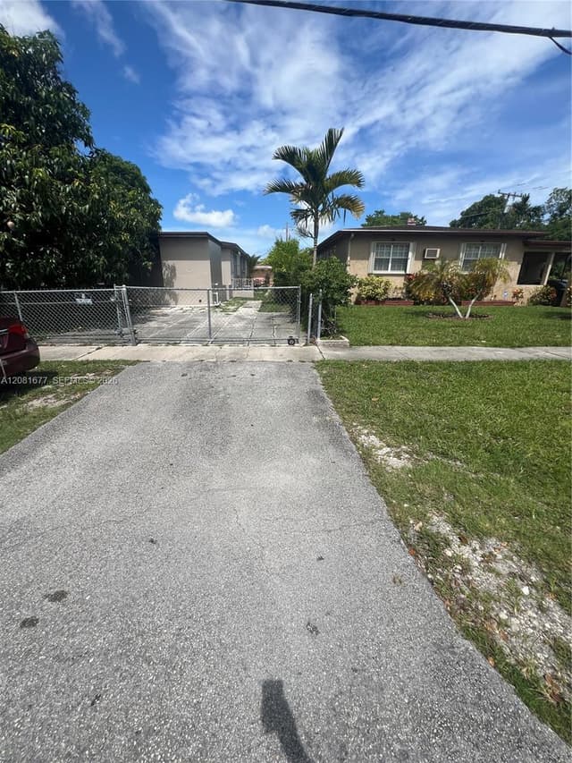 1190 NW 135th St, North Miami FL 33168 - North Miami, FL - Photo 2