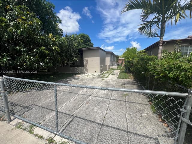 1190 NW 135th St, North Miami FL 33168 - North Miami, FL - Photo 5