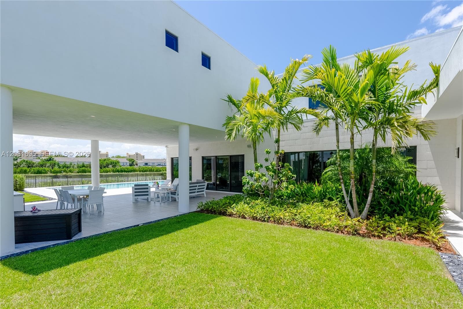 16766 Natures Way, Weston FL 33326 - Weston, FL - Photo 1