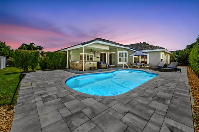 4769 Pepper Bush Lane, Boynton Beach FL 33436 - Boynton Beach, FL - Photo 5